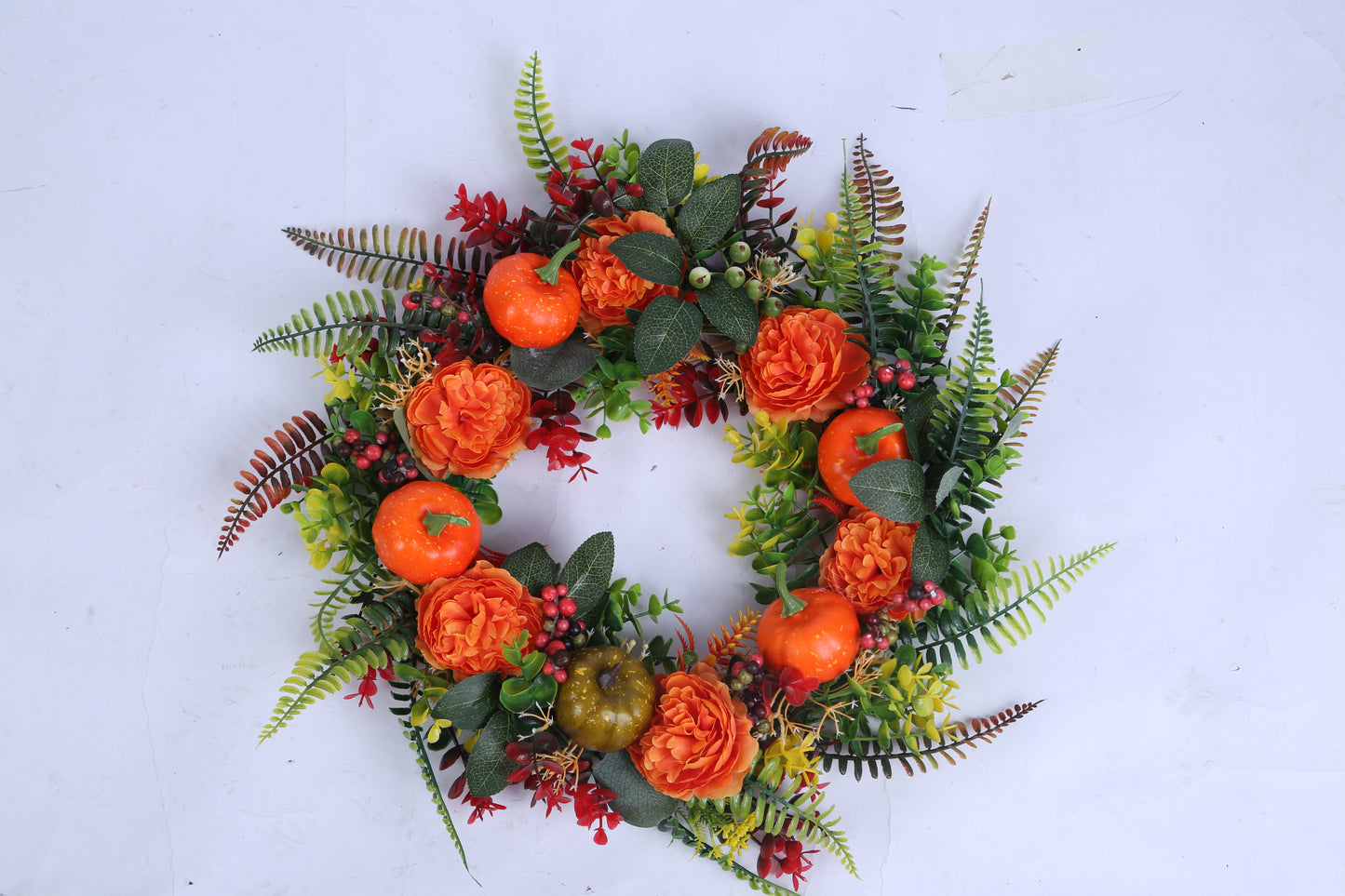 1Pc 17.71IN Autumn Wreath With Pumpkin Mixed Leaves Berries Flowers Fall Decoration For Indoor Outdoor Window Wall Front Door In Halloween Thanks Giving Day