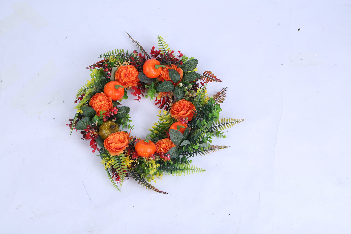 1Pc 17.71IN Autumn Wreath With Pumpkin Mixed Leaves Berries Flowers Fall Decoration For Indoor Outdoor Window Wall Front Door In Halloween Thanks Giving Day